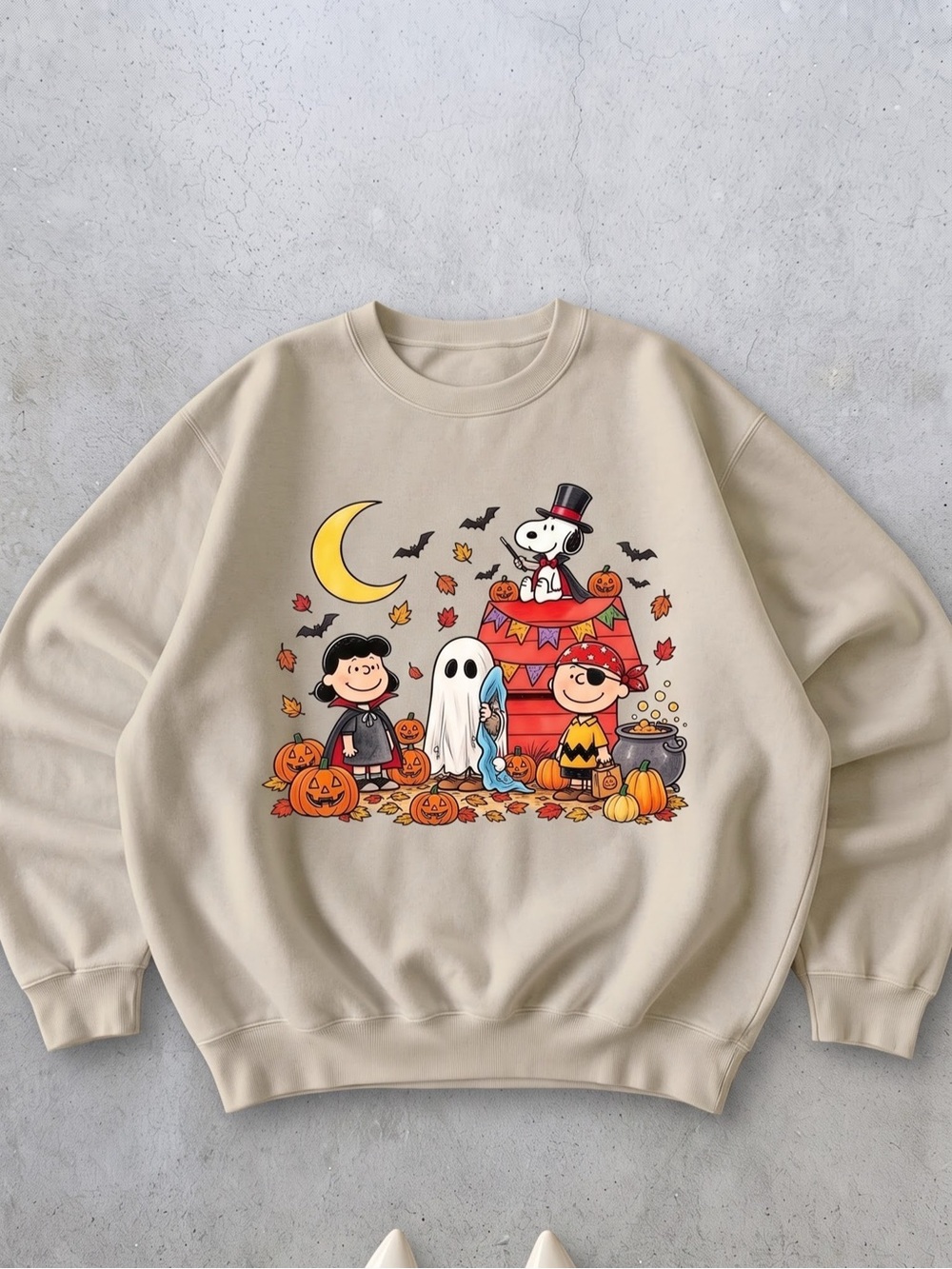 Gildan Cream Cartoon Halloween Crewneck
Sweatshirt